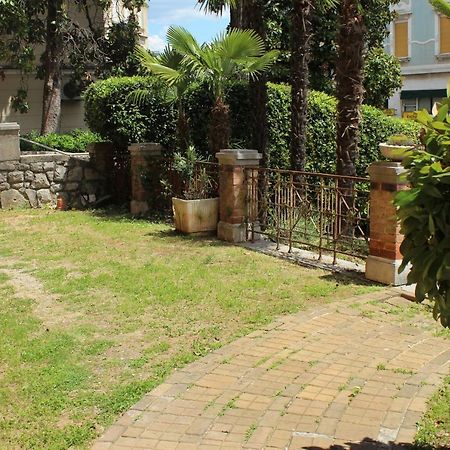 Sunny Park Opatija Apartman Kültér fotó