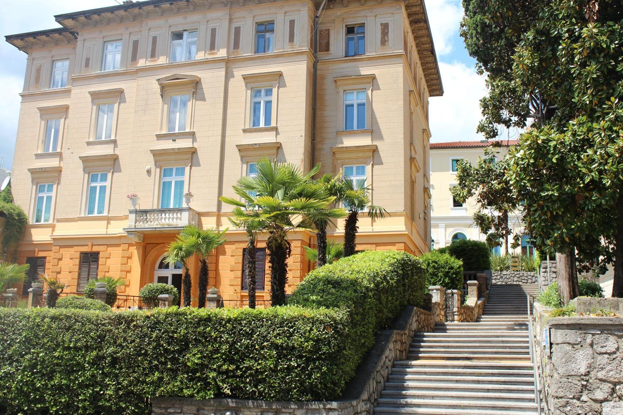 Sunny Park Opatija Apartman Kültér fotó