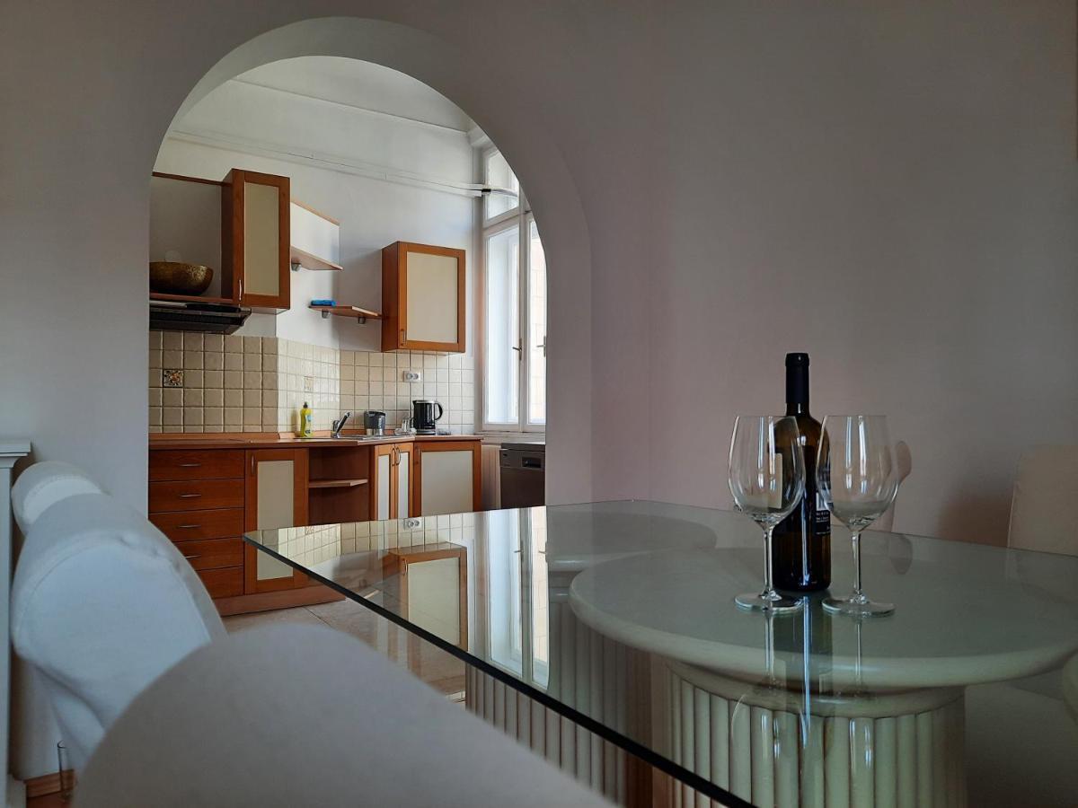 Sunny Park Opatija Apartman Kültér fotó